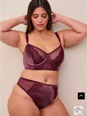 Torrid Plum Lace & Velvet Underwire Bra Size 3X See Size Chart For More Details